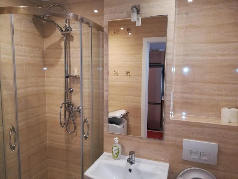 Citycenter Sliska Studio Варшава Екстериор снимка